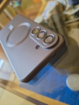 Custodia Samsung Galaxy S22 con design di ricarica magnetica