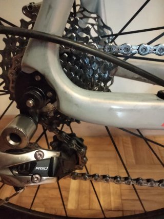 Bicicleta Fuji de carretera carbono alta gama