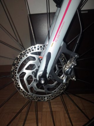 Bicicleta Fuji de carretera carbono alta gama
