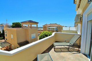 Casa pareada en venta en Campos de Golf - Villa Martin - Los Dolses en Orihuela