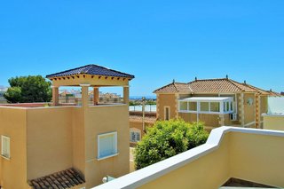 Casa pareada en venta en Campos de Golf - Villa Martin - Los Dolses en Orihuela