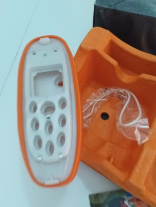 Scatola Nokia 3200 con accessori