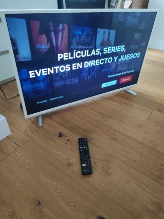Smart TV Grundig 43 4K Blanca