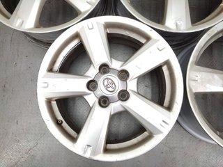 Llantas 17” Toyota RAV4 A3 Originales