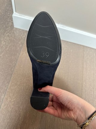 Tacones Unisa ante azul marino