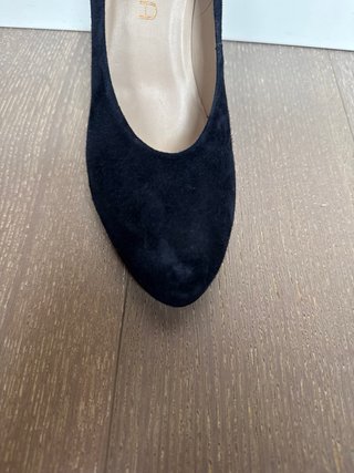 Tacones Unisa ante azul marino