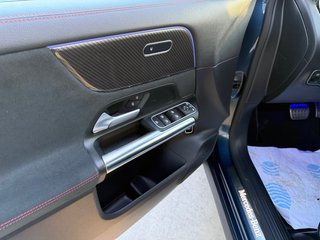 Mercedes-Benz GLA 220d 4MATIC 190cv AMG Line