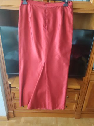 Traje de fiesta Dolores Teresa rojo talla 48