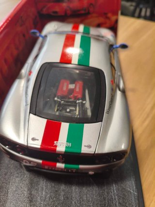 Ferrari 360 Modena Challenge 1/18 Dirty HOTWHEELS
