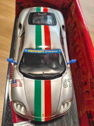 Ferrari 360 Modena Challenge 1/18 Dirty HOTWHEELS