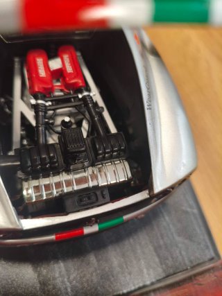 Ferrari 360 Modena Challenge 1/18 Dirty HOTWHEELS