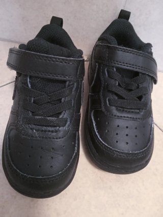 Nike n. 22 + 4 paia calzini