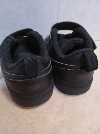 Nike n. 22 + 4 paia calzini