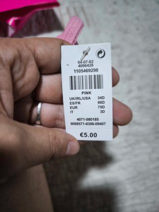 Sujetador Primark 90D con relleno multiposición