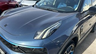 Lynk & Co 01 1.5 PHEV 3.3KW 261 5P