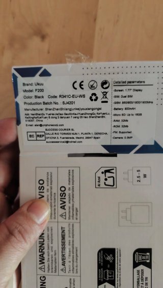 Teléfono móvil UKUU tipo concha negro