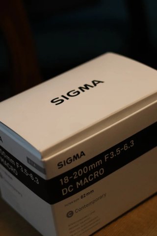 Sigma 18-200mm f/3.5-6.3 DC per Canon