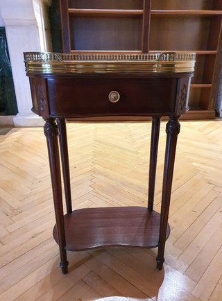 Mesa Auxiliar Luis XVI Madera y Metal