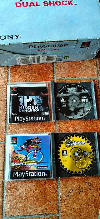 Playstation 1 con scatola completa e lettore nuovo