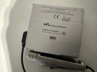 Sony NetMD Walkman MZ-N1 Plata