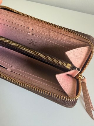 Cartera Louis Vuitton Clemence Monogram Marrón