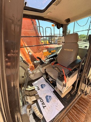 Excavadora Hitachi ZX130LCN-6 (15T, 2018)