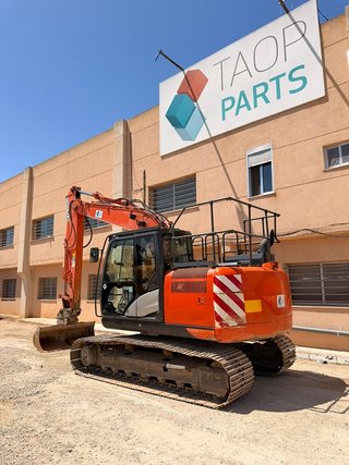 Excavadora Hitachi ZX130LCN-6 (15T, 2018)