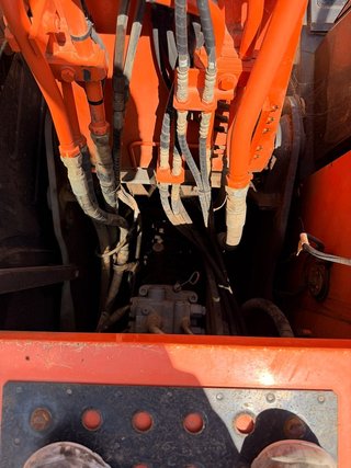 Excavadora Hitachi ZX130LCN-6 (15T, 2018)