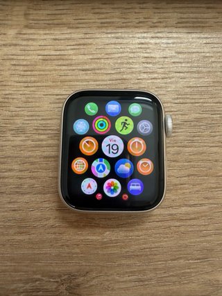Apple Watch SE 2 40mm GPS Plata