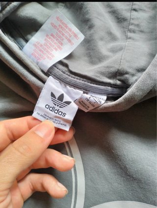 Sudadera Adidas Gris con Logo