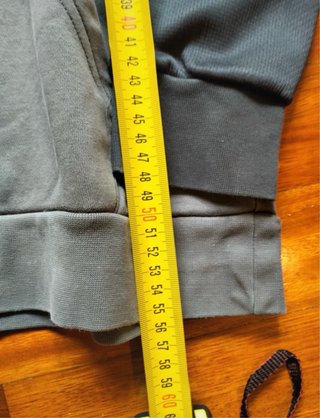 Sudadera Adidas Gris con Logo