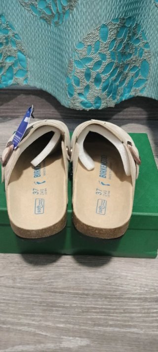 Zueco sandalia beige