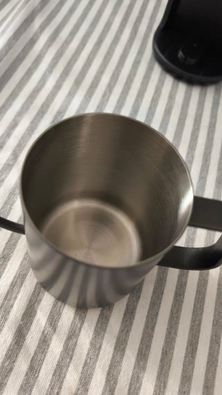 Combo V60/Aeropress: Molinillo + Hervidor