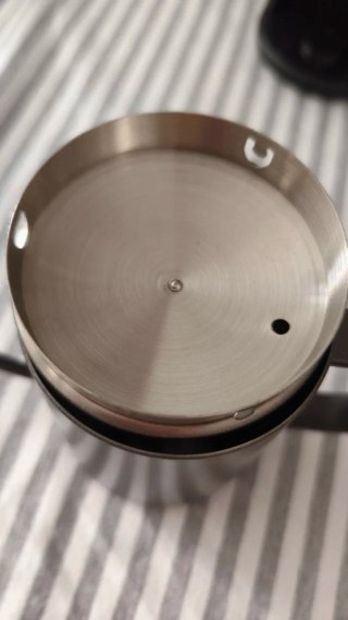 Combo V60/Aeropress: Molinillo + Hervidor
