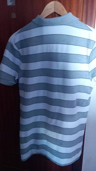 Polo Nike Rayas Grises y Blancas