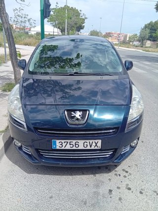 Peugeot 5008 2010