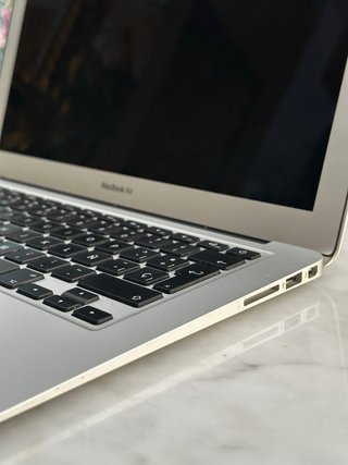 MacBook Air 2019 Plata