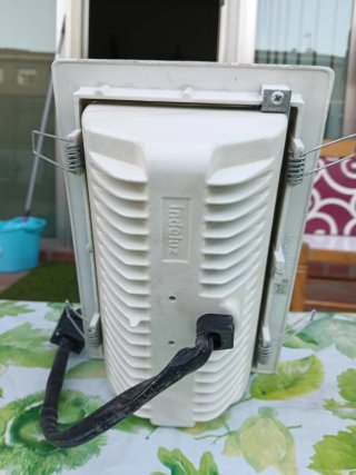 Foco Halógeno con Cable