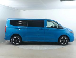 Volkswagen Caravelle 2024