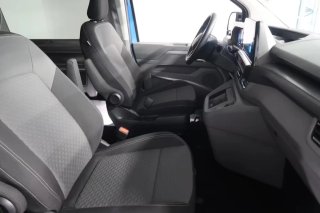 Volkswagen Caravelle 2024