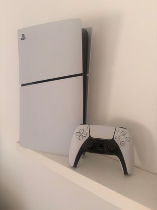 Pacchetto digitale PS5 + monitor AOC + cuffie