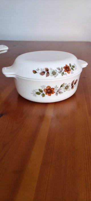 Fuentes Pyrex Vintage Flores