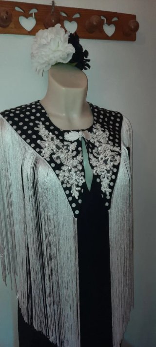 Traje Flamenca 42 con Capa Nuevo 2026