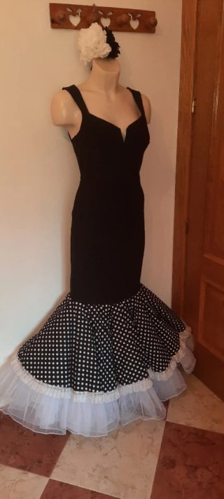 Traje Flamenca 42 con Capa Nuevo 2026