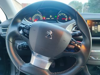 Peugeot 308 1.2 PureTech Active Pack (2015) — 75.0