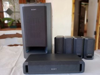 Amplificador Yamaha + conjunto altavoces Sony