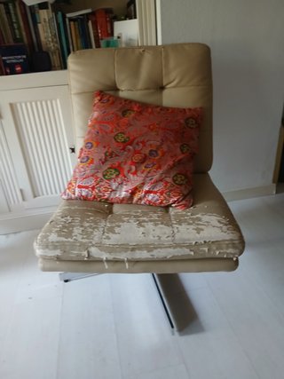 Sillón Barcelona Piel Sintética Beige (RESTAURAR)