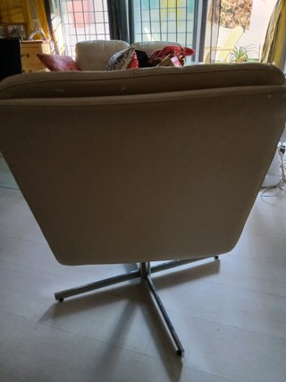 Sillón Barcelona Piel Sintética Beige (RESTAURAR)