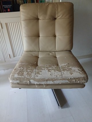 Sillón Barcelona Piel Sintética Beige (RESTAURAR)