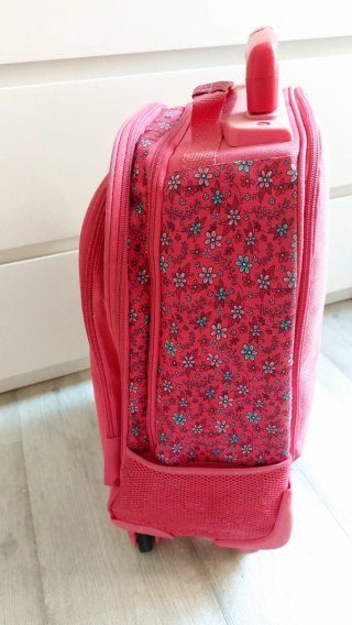 Mochila con ruedas para niña